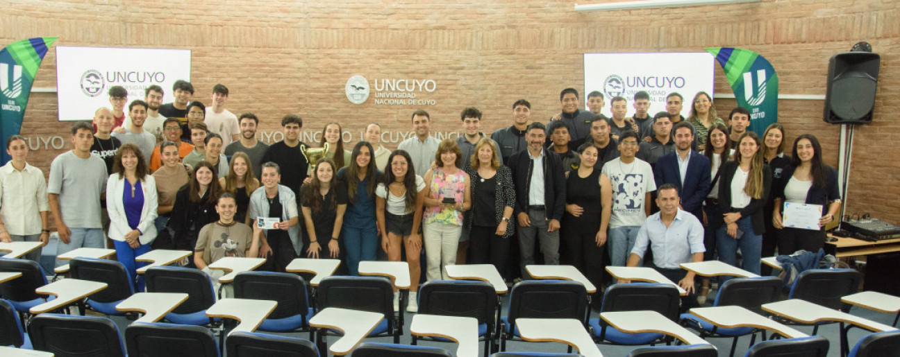 imagen La Facultad de Ingeniería obtuvo el segundo puesto en las Olimpiadas Interfacultades