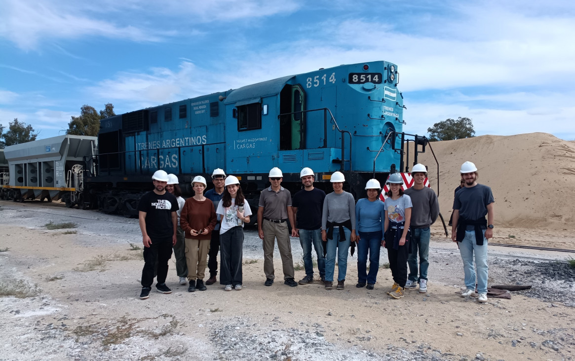 imagen Estudiantes Ingeniería Civil realizaron visita técnica a Belgrano Cargas y Logística
