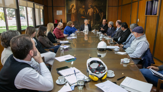 imagen La UNCUYO refuerza su alianza con IMPSA para impulsar la industria mendocina
