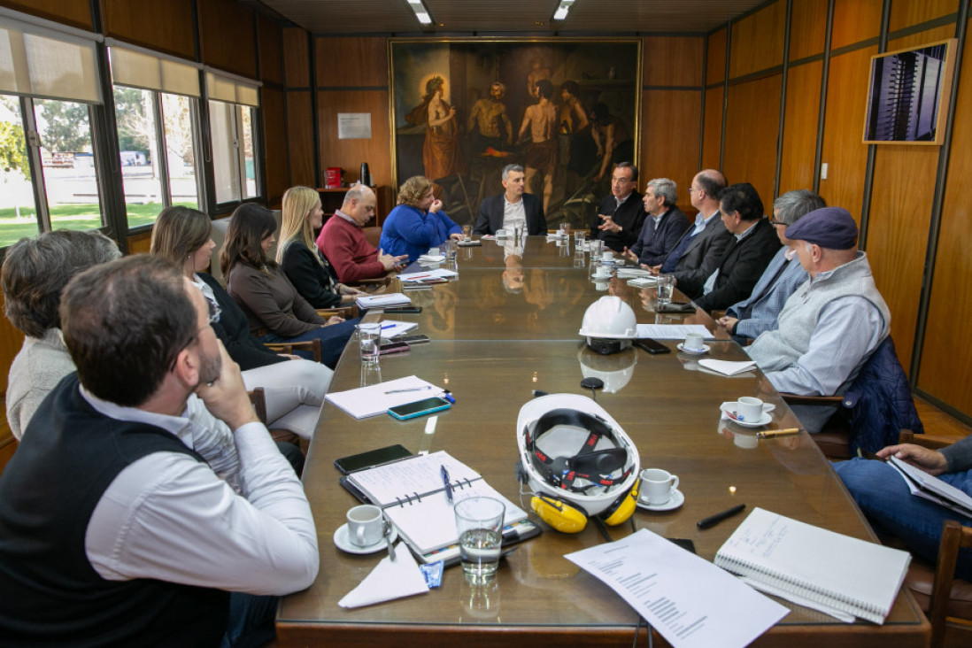 imagen La UNCUYO refuerza su alianza con IMPSA para impulsar la industria mendocina