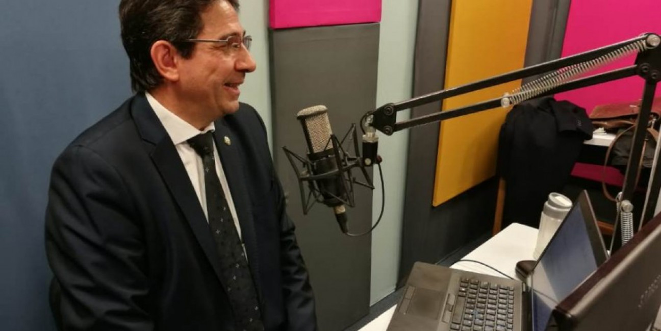 imagen Compartimos la entrevista al Decano en Radio Universidad 