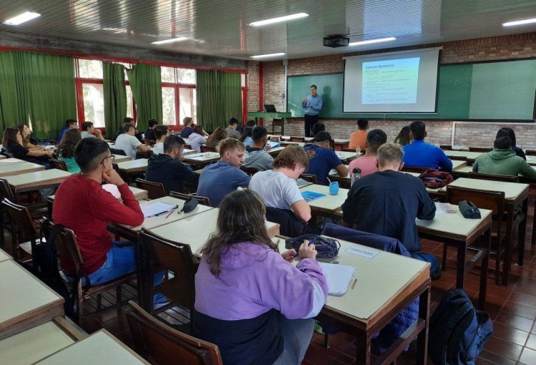 imagen Llamado a concursos docentes de la Facultad de Ingeniería