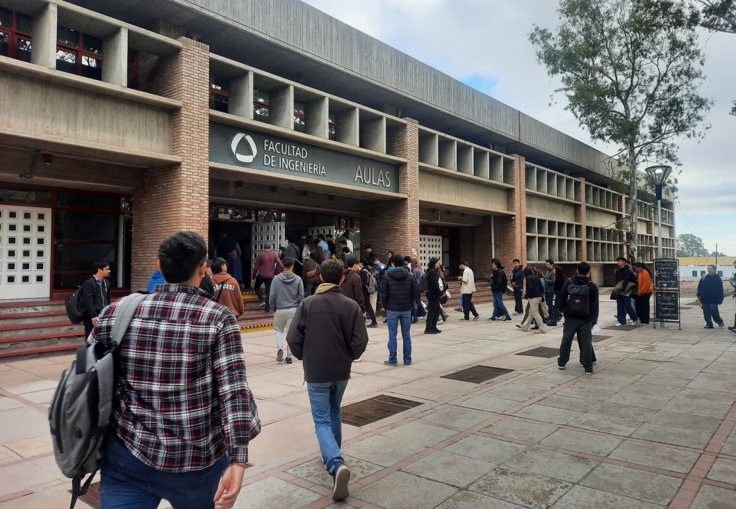 imagen Ingreso 2026: Recuperatorio de Física y Matemática en febrero