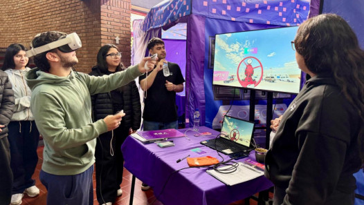 imagen Se invita a docentes de la Facultad a experimentar con tecnología de realidad virtual