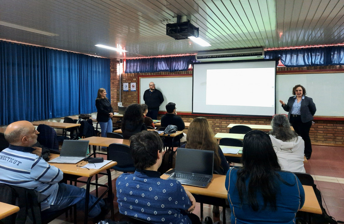 imagen Se realizó el encuentro presencial del Ateneo Didáctico "Laboratorio de Prácticas Pedagógicas de la Facultad de Ingeniería"