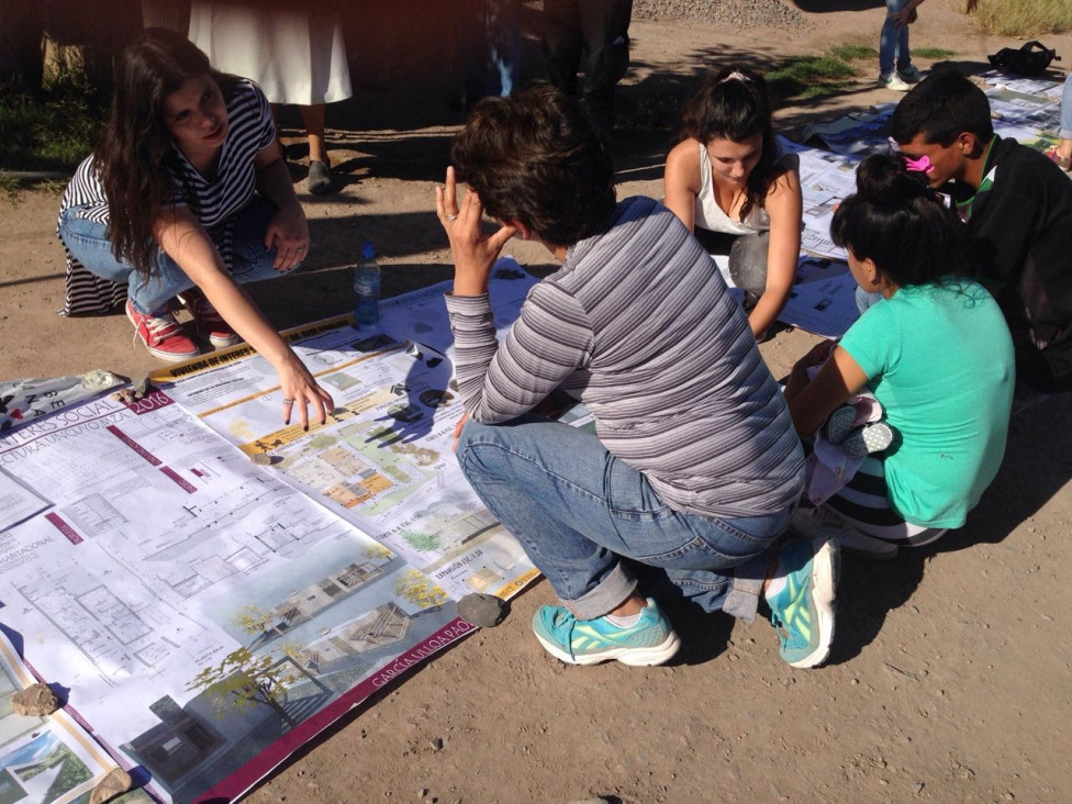 imagen Estudiantes de Arquitectura desarrollaron proyectos habitacionales para vecinos de la Favorita