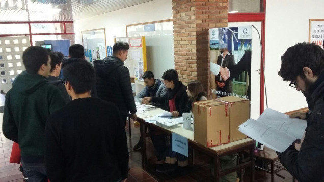 imagen Se realizaron las elecciones de Centro de Estudiantes de la Facultad de Ingeniería