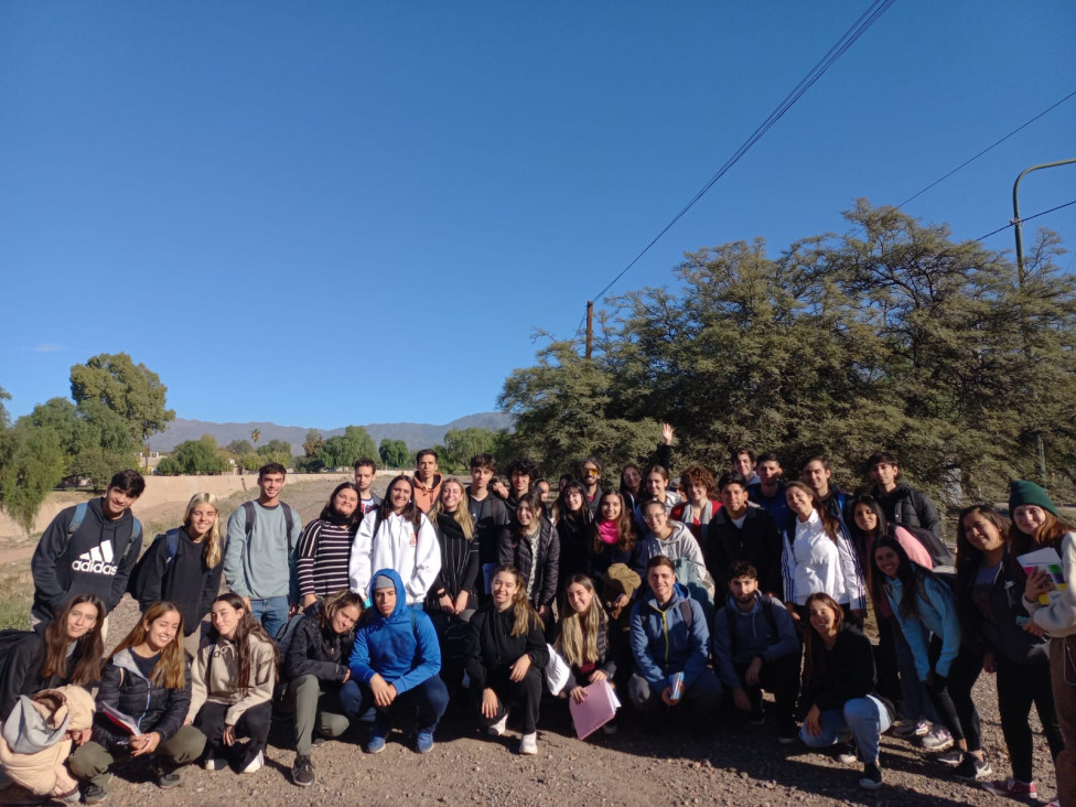 imagen Estudiantes de Arquitectura realizaron prácticas de Diseño del Paisaje en el Zanjón Frías