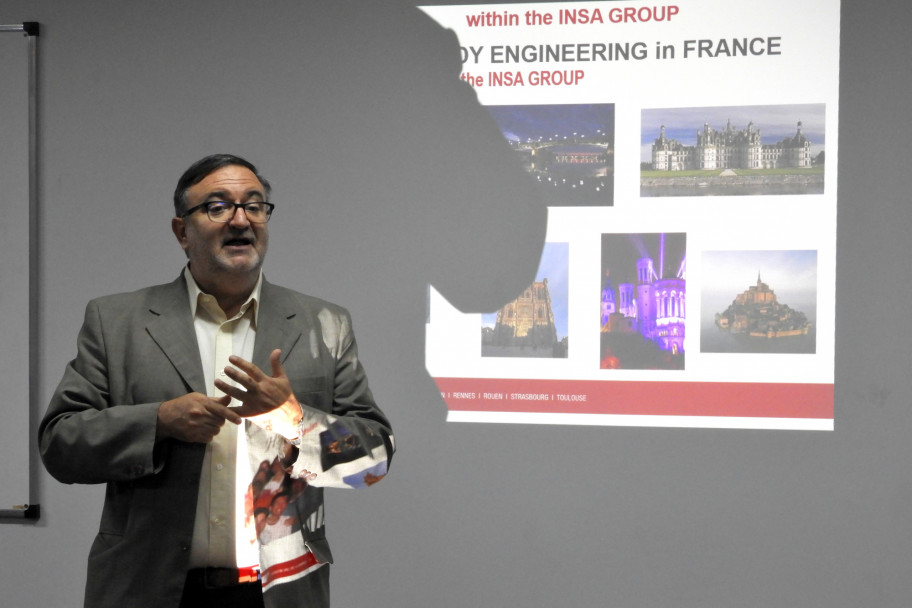 imagen Representantes de INSA presentaron sus escuelas de ingenieros en Francia 