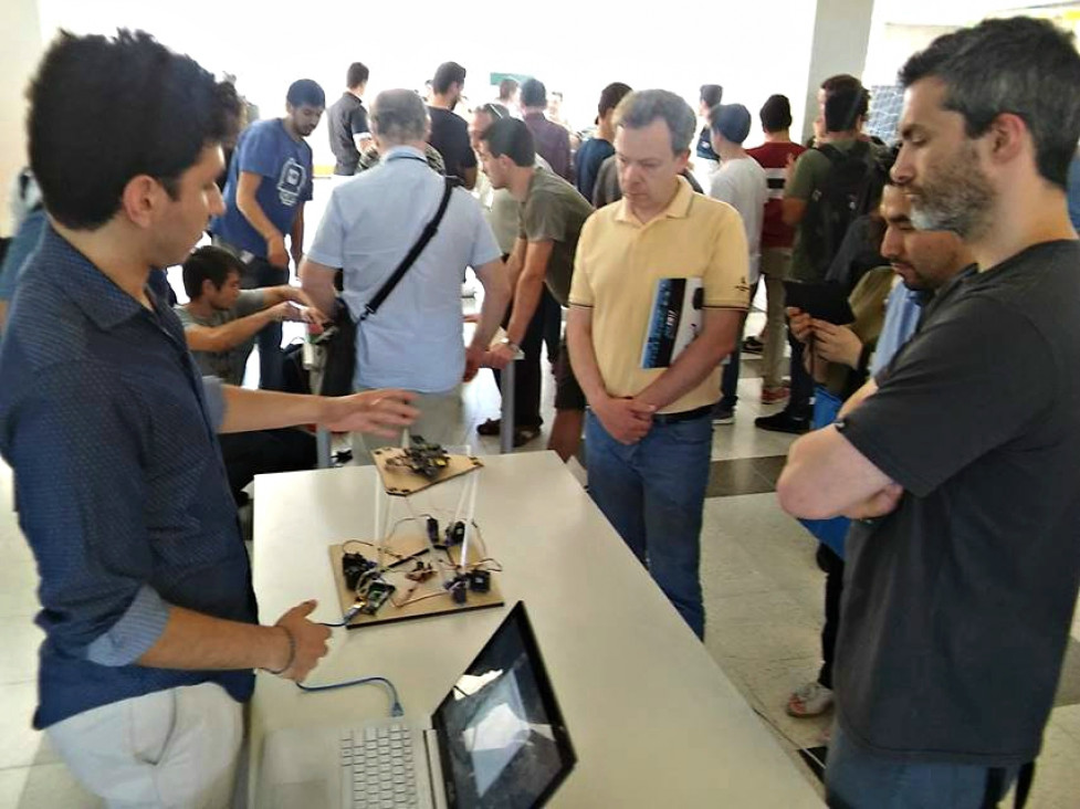 imagen Nuestros estudiantes fueron premiados en las Jornadas Argentinas de Robótica