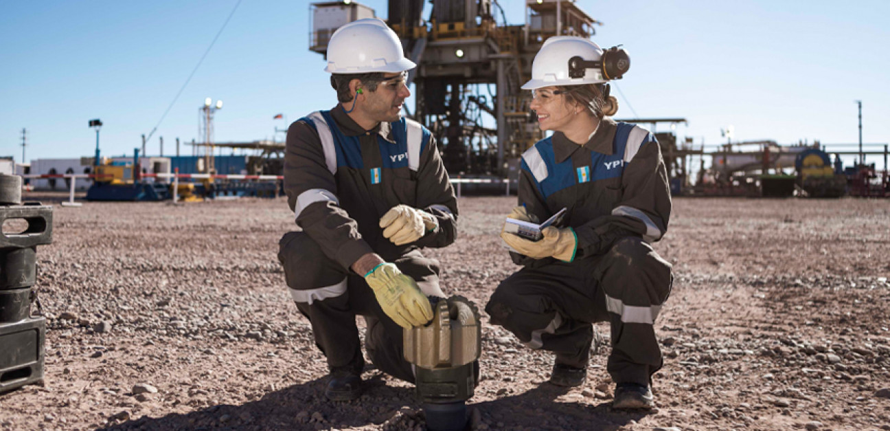 imagen Inscriben al Programa de Jóvenes en Ingenierías de YPF