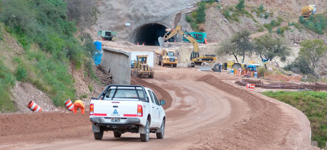 imagen Charla sobre obras de gran envergadura a cargo de la empresa Paolini Hnos.