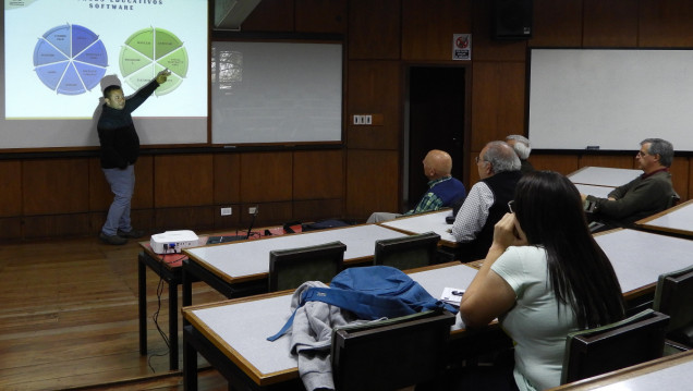 imagen Profesor colombiano presentó la carrera de Ingeniería Industrial de la Universidad Militar Nueva Granada de Bogotá