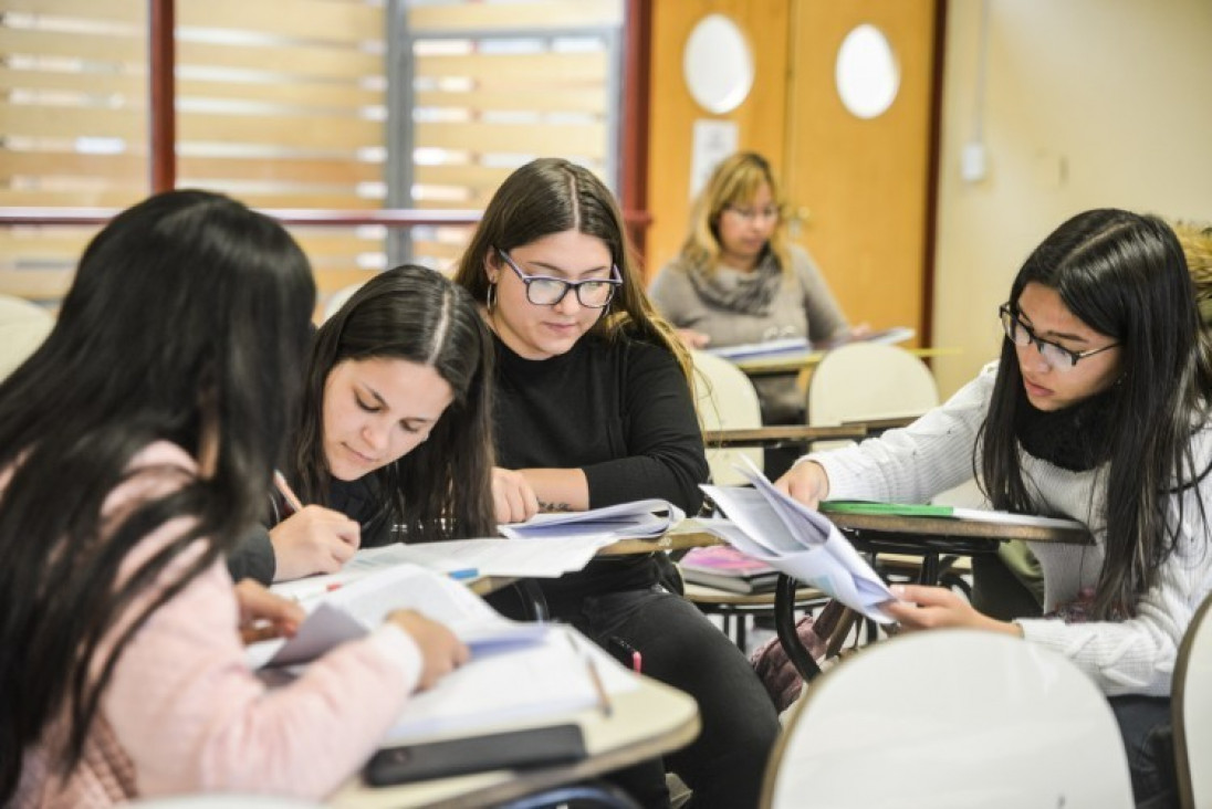 imagen La Universidad hará un Relevamiento Académico de Estudiantes