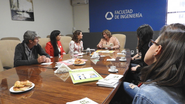 imagen La Vicedecana se reunió con integrantes de la campaña "No es No"