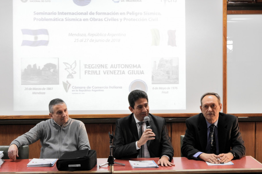 imagen Científicos italianos y argentinos tratan el peligro sísmico en Mendoza  