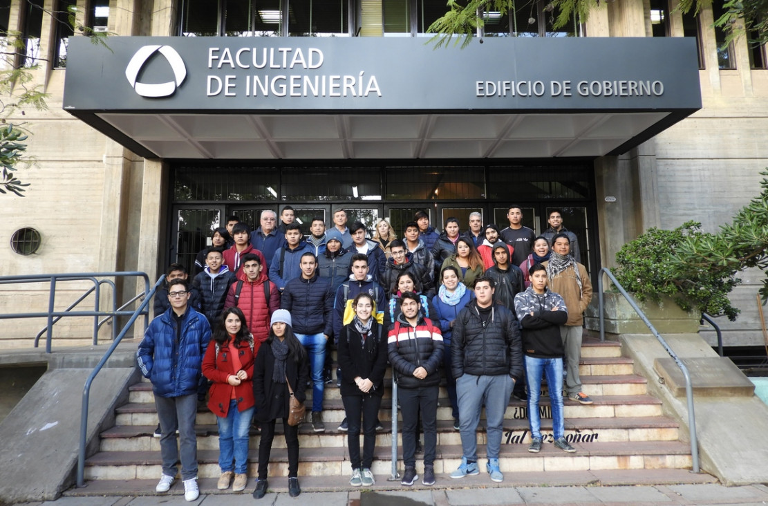 imagen Presentaron la Carrera de Ingeniería Civil a Estudiantes de Secundario