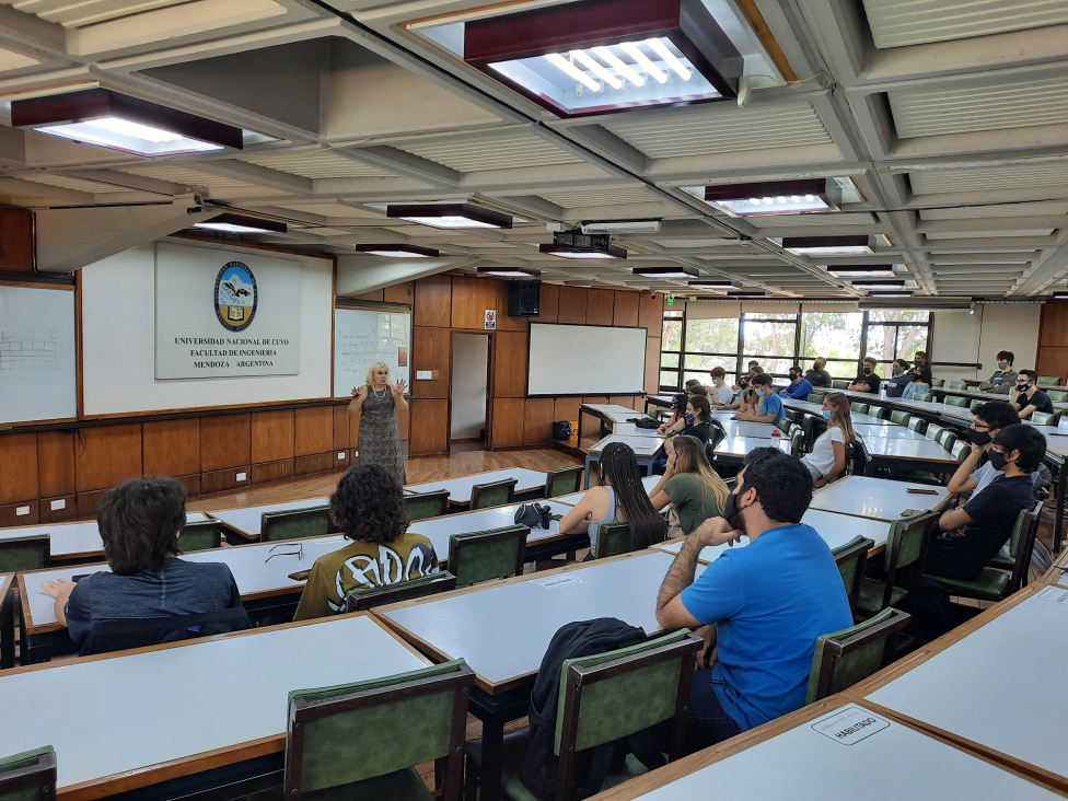 imagen Se realizó Ambientación Universitaria a los aspirantes 2022